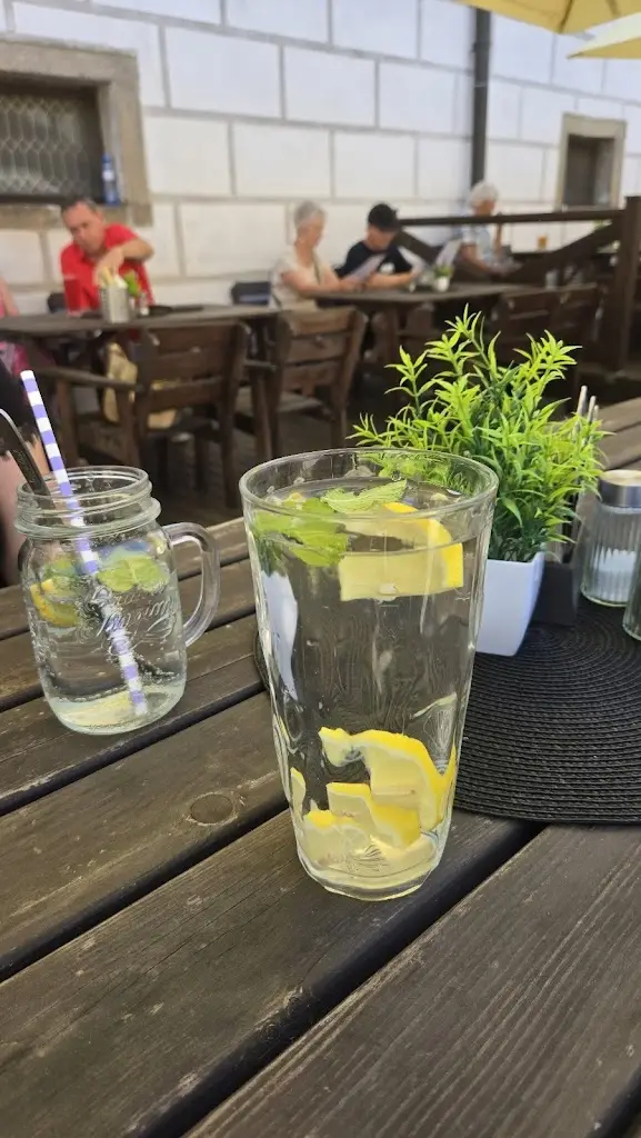 Menu_Zámecká Maštal_Jindřichův Hradec_image_2