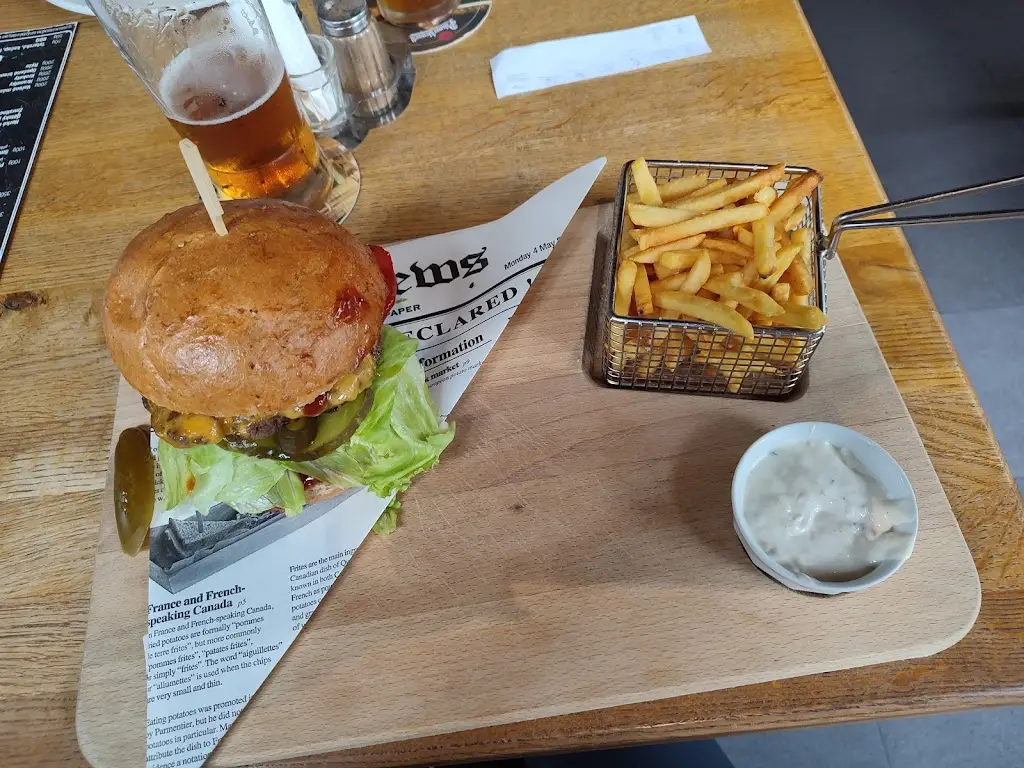 Tankovna Vajgar_Jindřichův Hradec_slider_image_2