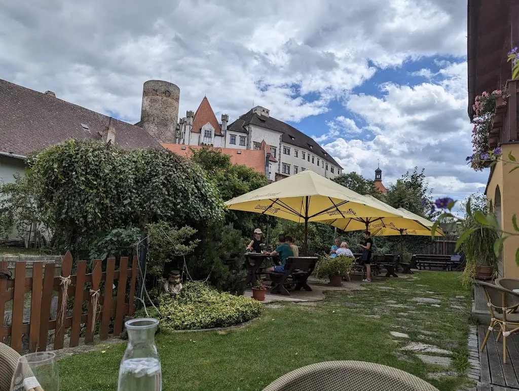 Mike N._Penzion Pod Zámkem_Jindřichův Hradec_review