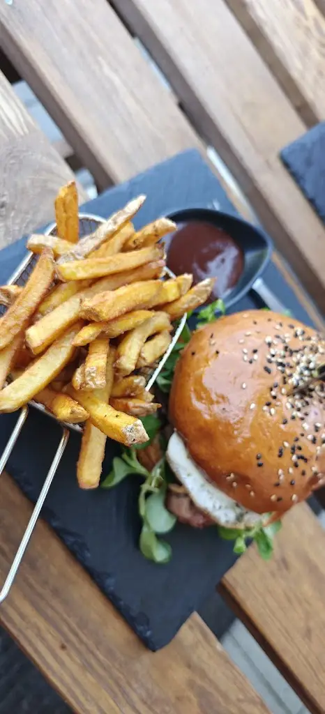 Jan Nitra_Bejk Gril (Adria Burgers)_Frýdek-Místek_review