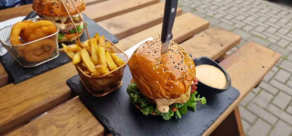 Lukáš Guhl_Bejk Gril (Adria Burgers)_Frýdek-Místek_review