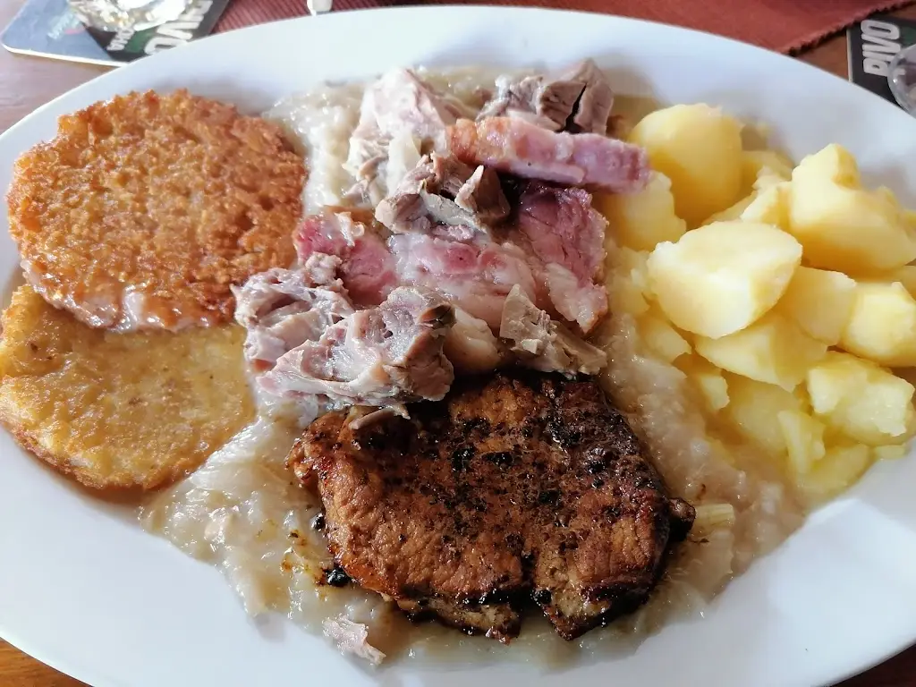 Restaurace U Hučky_Frýdek-Místek_slider_image_2