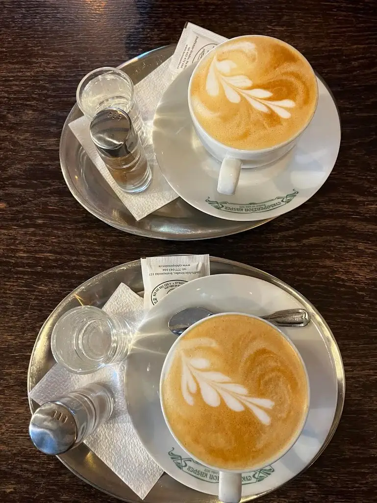 Balázs Tordai_Kolonial coffee_Jindřichův Hradec_review