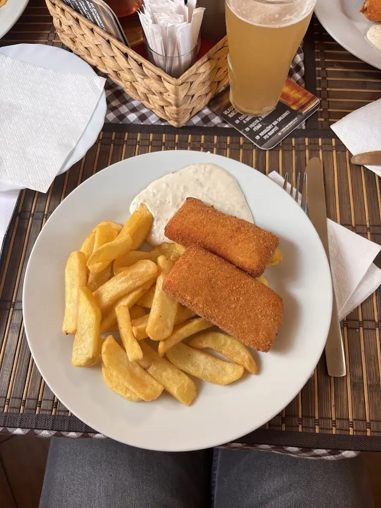 Restaurace u Císaře_Frýdek-Místek_slider_image_3