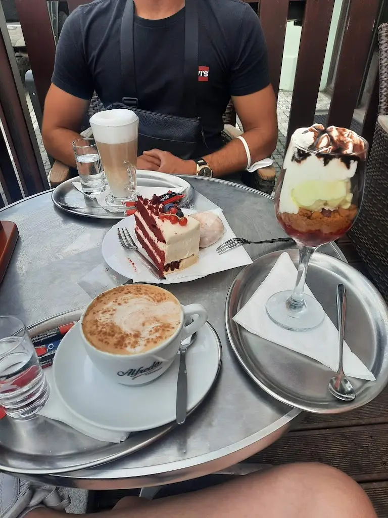 Menu_Cukrárna a kavárna u Doskočilů_Jindřichův Hradec_image_1