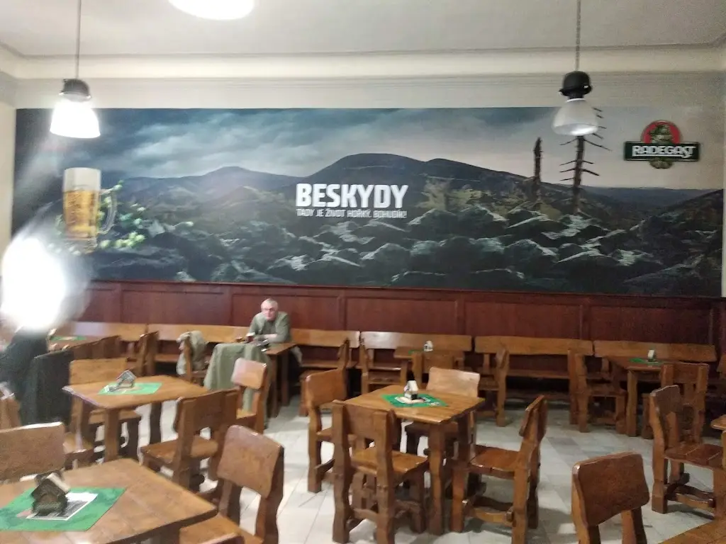 Ivo Kocich_Nádražní Restaurace_Frýdek-Místek_review