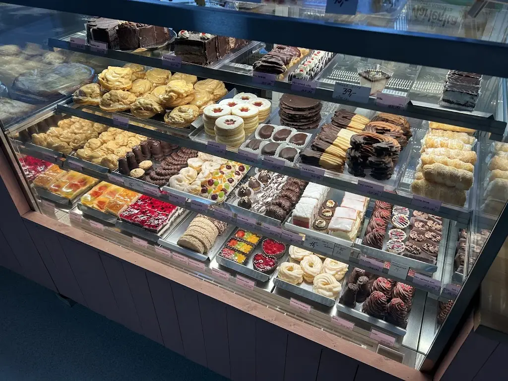 Patisserie at the Bell, Ltd. restaurant in Frenštát pod Radhoštěm