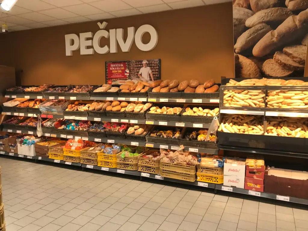 Penny Market_Frenštát pod Radhoštěm_slider_image_3