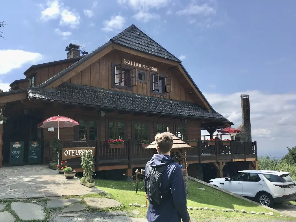 Kerry Fararikova_Koliba Valaška_Frenštát pod Radhoštěm_review