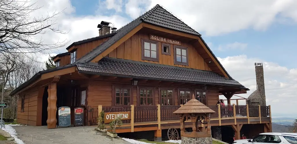 Zlata GERGELOVA_Koliba Valaška_Frenštát pod Radhoštěm_review