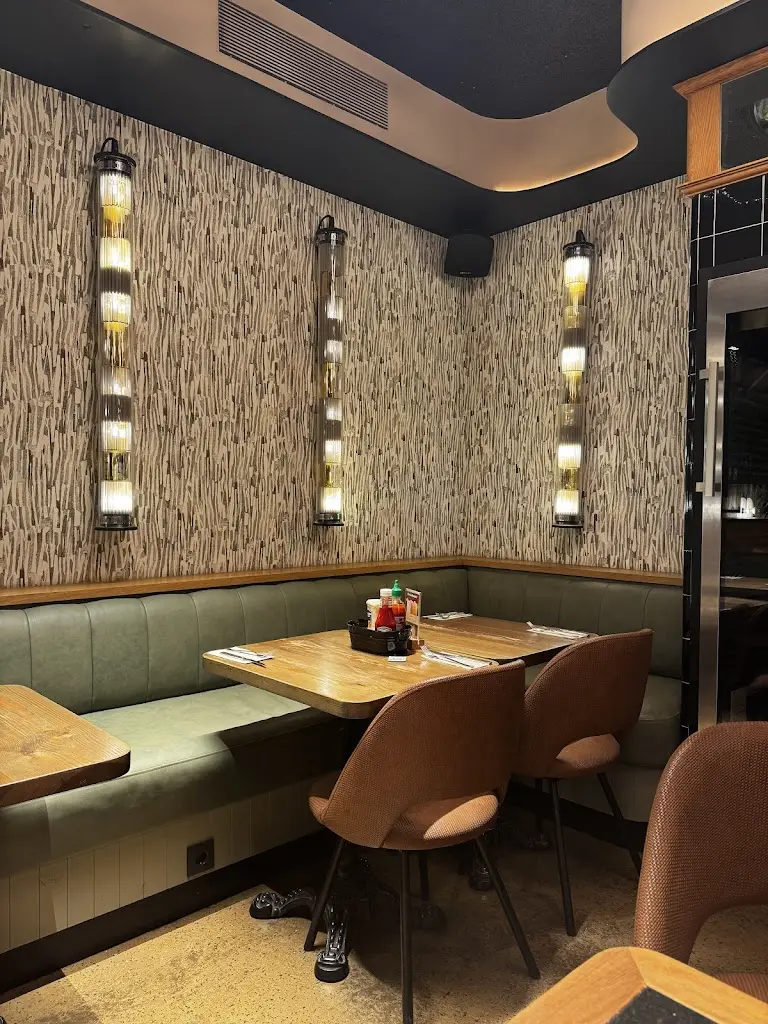 Ιωάννης Βασιλειάδης_SteakBurger Arenal I Hamburguesas Madrid_Hať_review