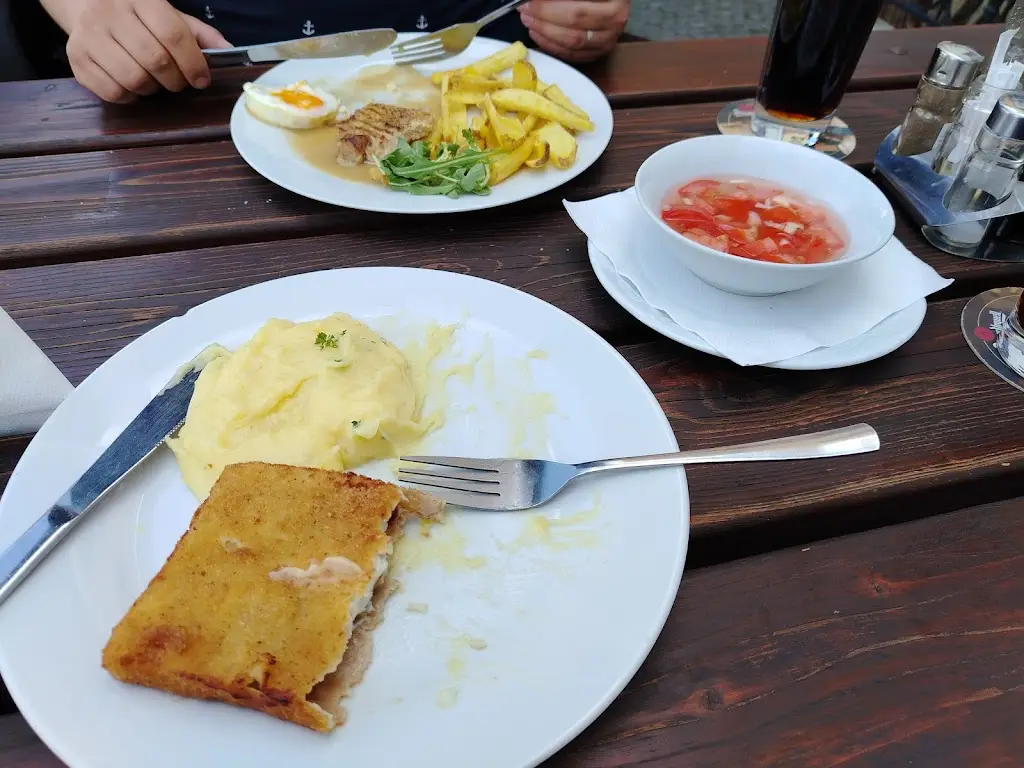 Jan Kristian Kubíček_Restaurace Radniční sklípek_Hlučín_review