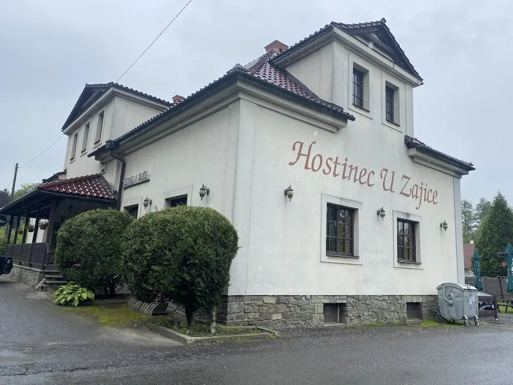 jiří němeček_Hostinec U Zajíce_Hnojník_review