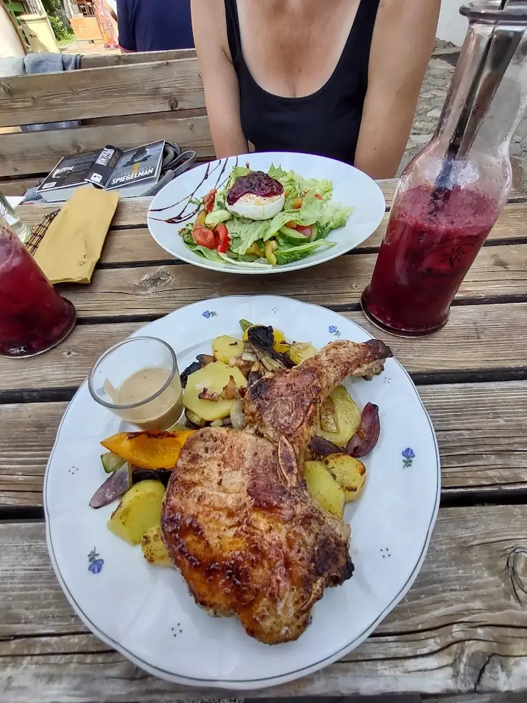 hman hman_Restaurace Špejchar u Vojty_Holasovice_review