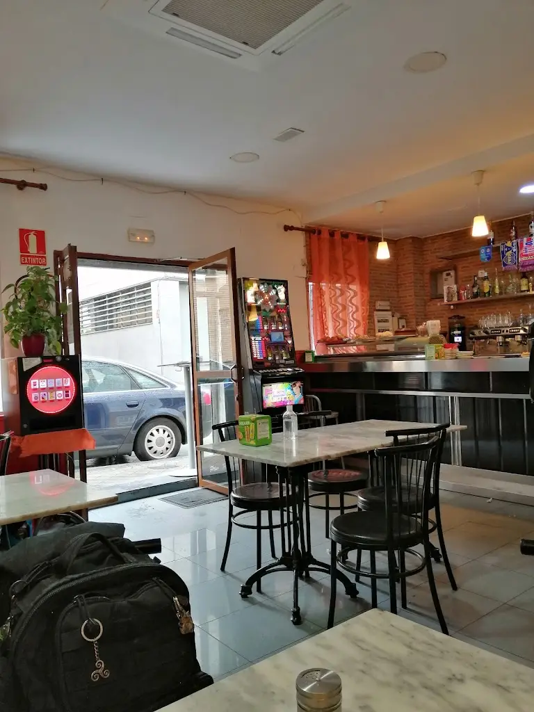 Bar Pajaritos_Bernartice_slider_image_3