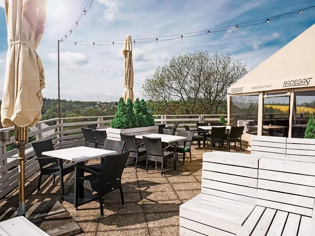 Restaurace Nelli_Havířov_slider_image_1