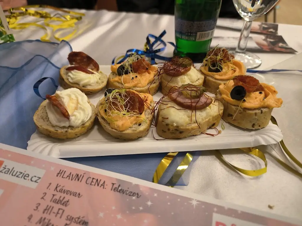 Kuklik01 Pa_DĚLNICKÝ DŮM Horní Suchá - svatby, oslavy, plesy, večírky, školení, teambuilding, firemní, soukromé, kulturní akce_Horní Suchá_review