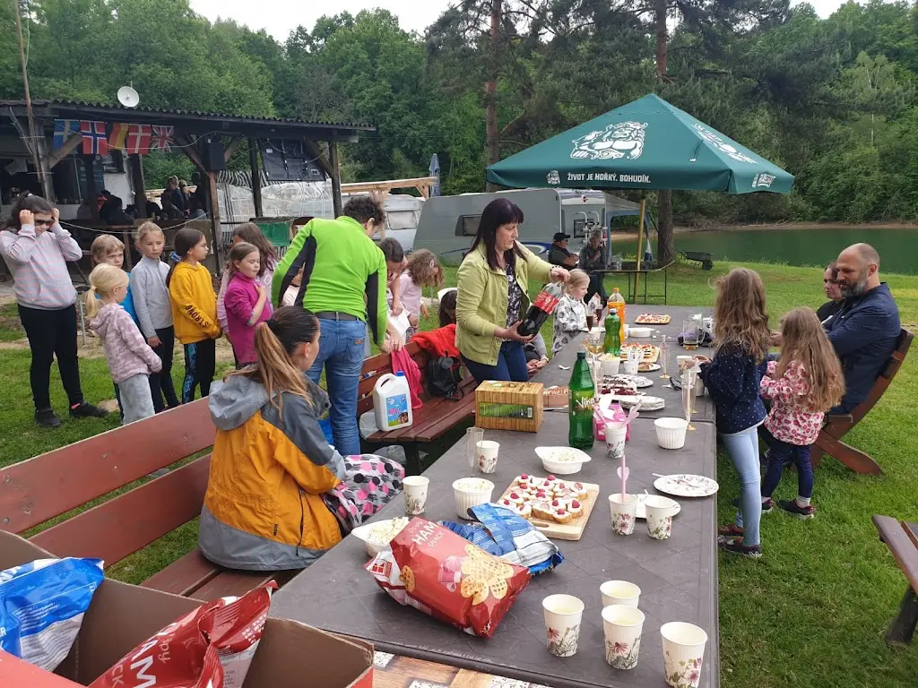 Eva Balatková_bufet u Zajíce_Horní Těrlicko_review