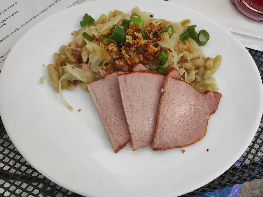 Na Procházce_Hukvaldy_slider_image_2