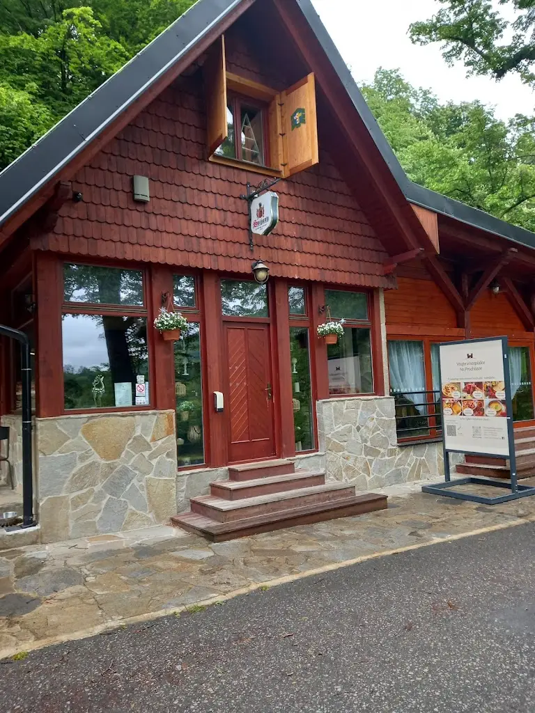 Na Procházce_Hukvaldy_slider_image_3