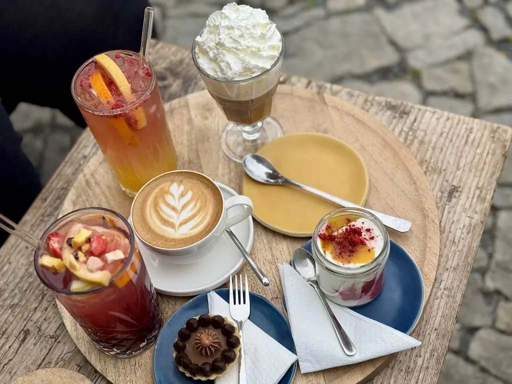 Ráj na zemi_Hukvaldy_slider_image_3