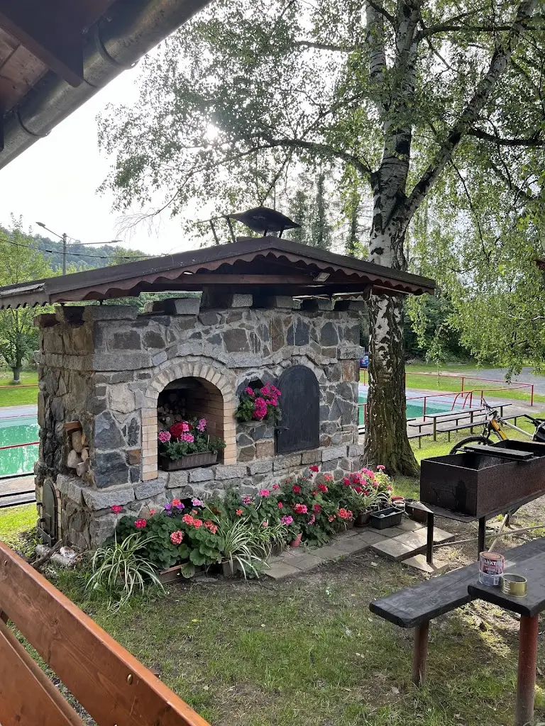 Miroslav V._Restaurace na koupališti FA STARS_Jeseník nad Odrou_review