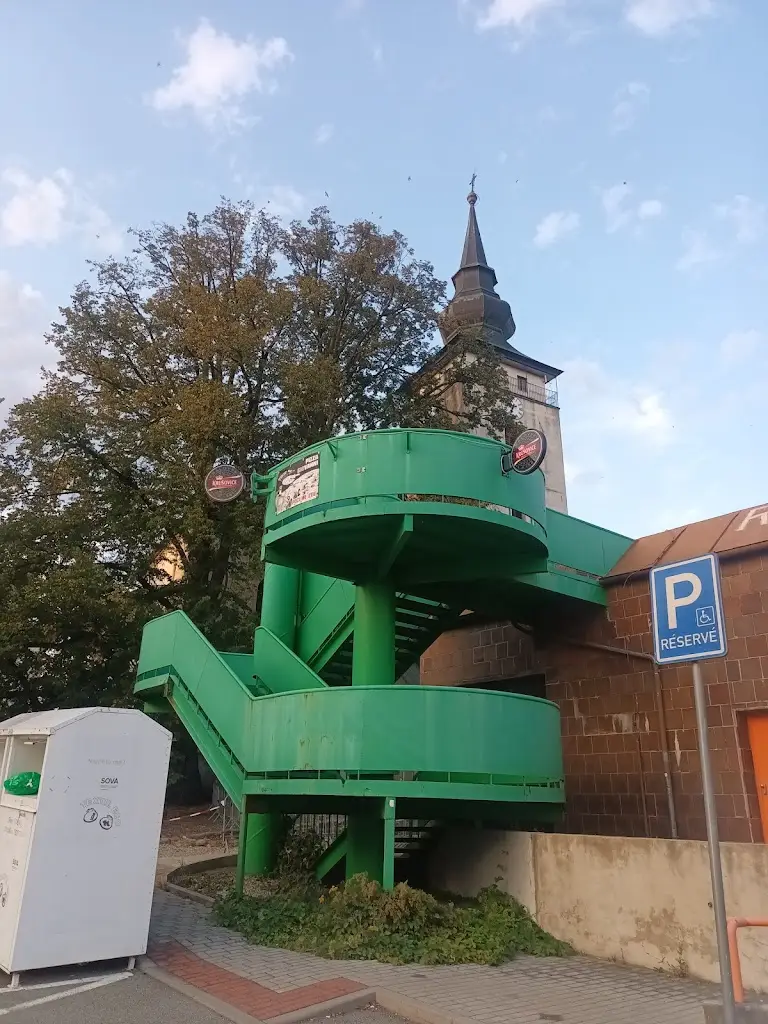 Romana Smetanová_Na terase (U Ivana)_Kardašova Řečice_review