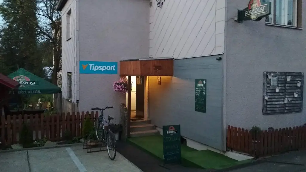 Sportbar 69 restaurant in Jablunkov