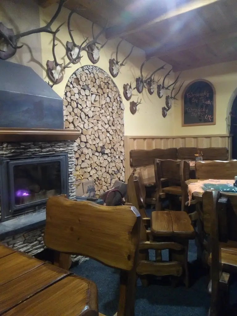 Renia Mostořka_Hospůdka na kolejích_Jablunkov_review