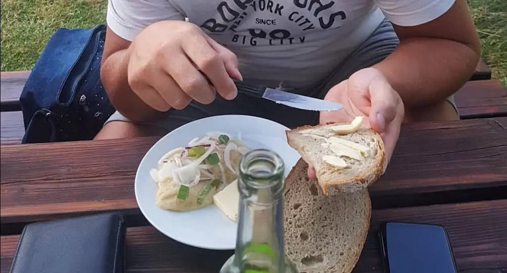 Karolina Taz (Karrolli)_Hostinec u Buroně Mexiko_Klimkovice_review