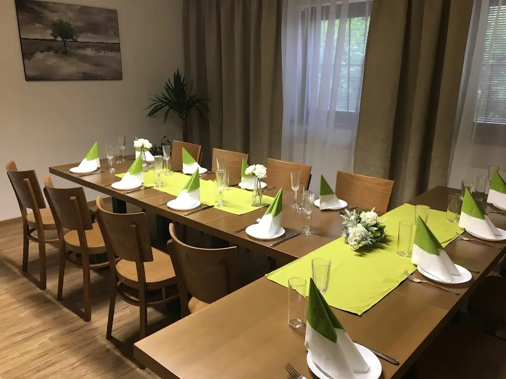 Restaurace a penzion U Hasičů_Klimkovice_slider_image_1