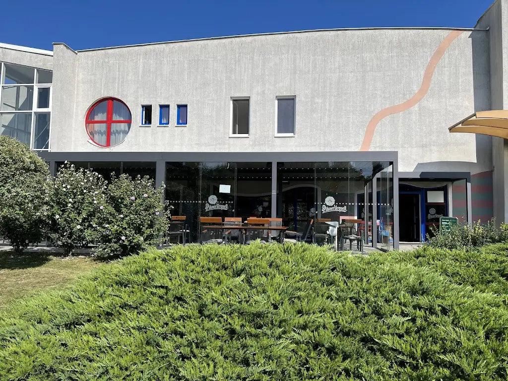 Restaurace Pilsner PUB s letní terasou - Sanatoria Klimkovice_Klimkovice_slider_image_3