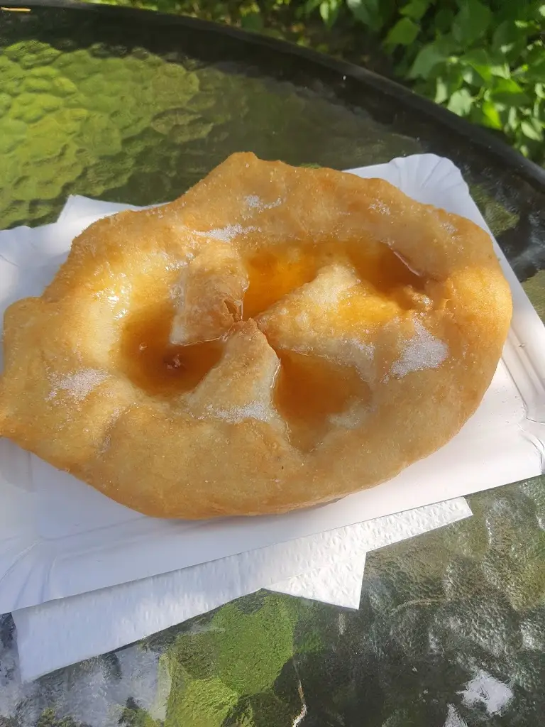 U Stovky ristorante a Komorní Lhotka