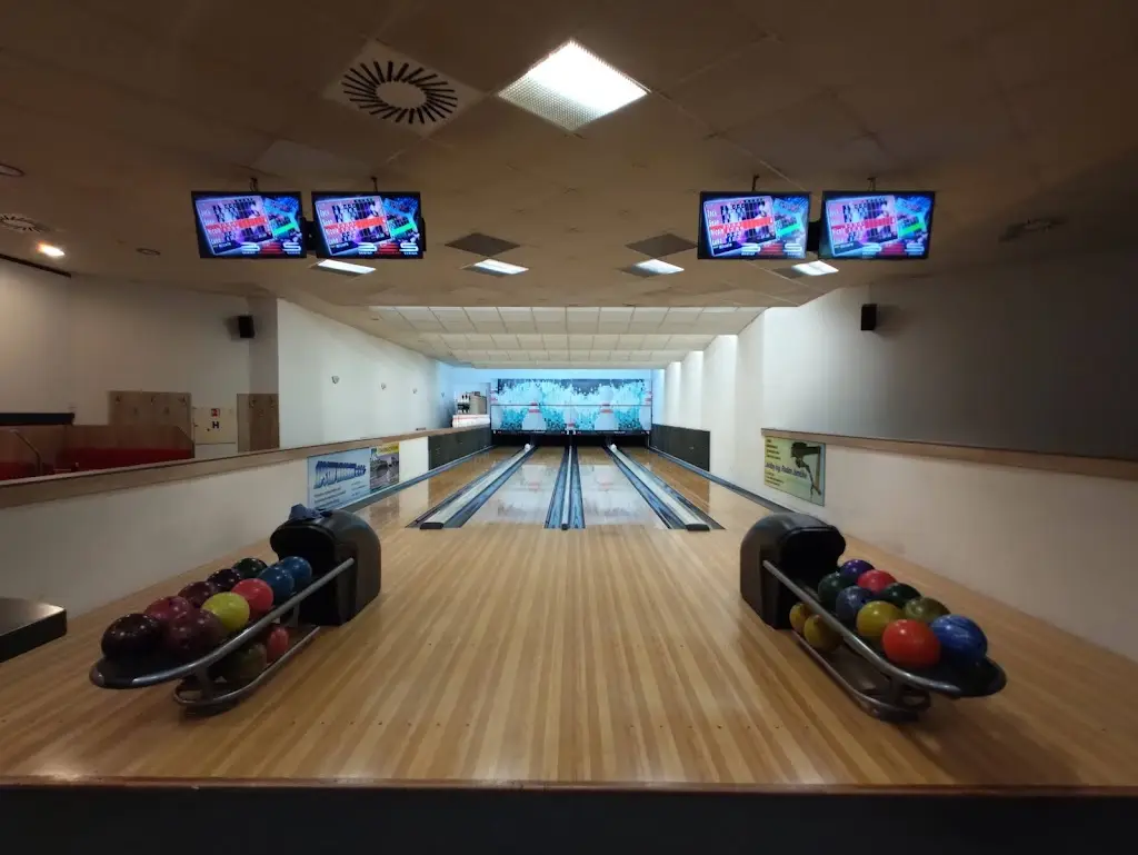 Bowling centrum a restaurace Kopřivnice_Kopřivnice_slider_image_3