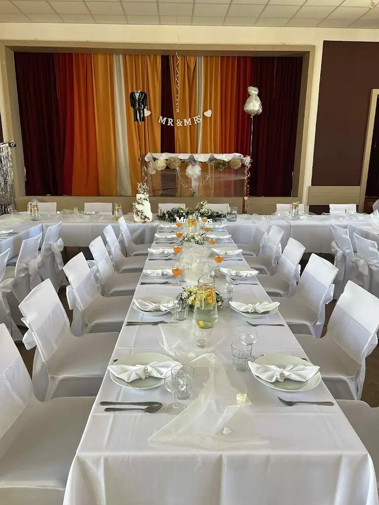 Restaurace kulturní dům Kozmice_Kozmice_slider_image_3