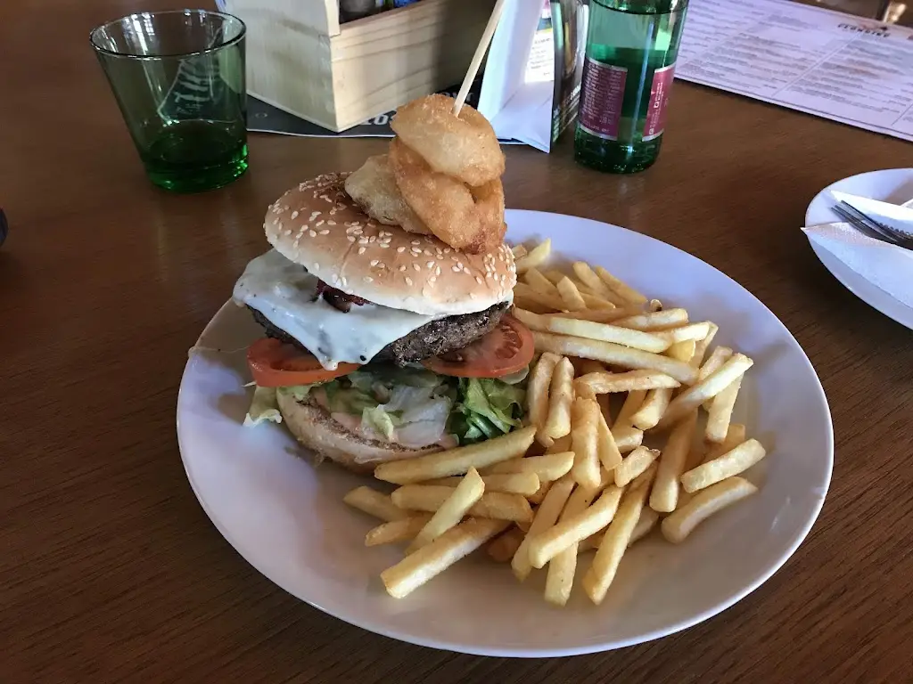 COUNTRY SALOON CLONDIKE, RESTAURANT KAPLICE CZ_Kaplice_slider_image_3