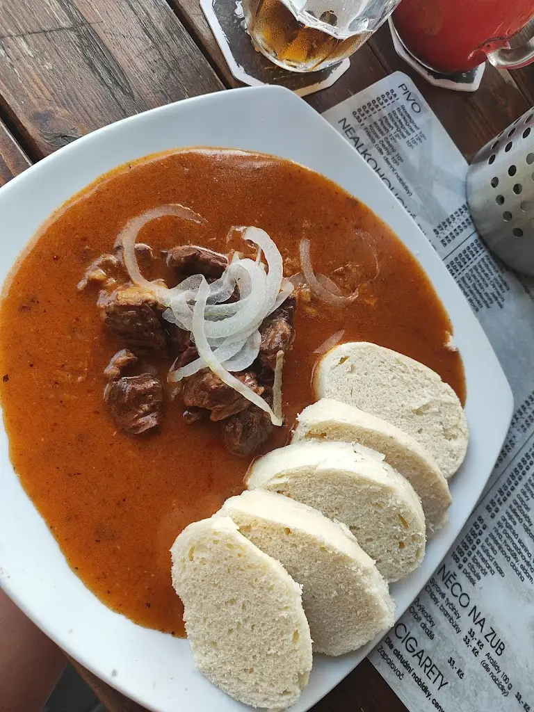 Anna Wojciechowska_TANKOVNA ŠENK_Karviná_review