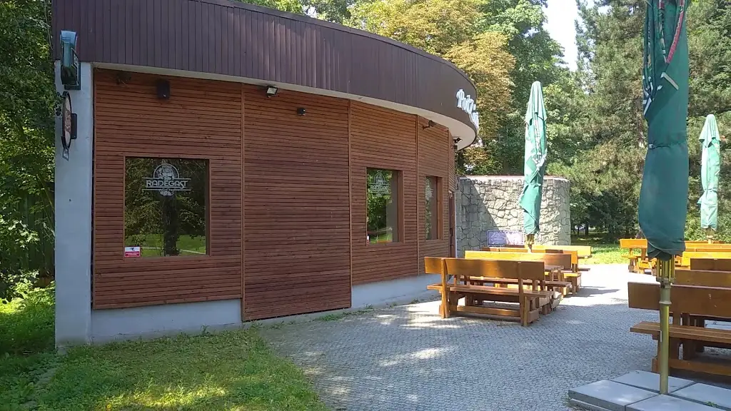 Restaurace Pod Zámkem_Karviná_slider_image_2