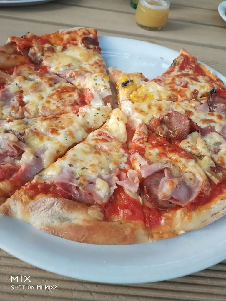 Pizerie La Gondola_Karviná_slider_image_2