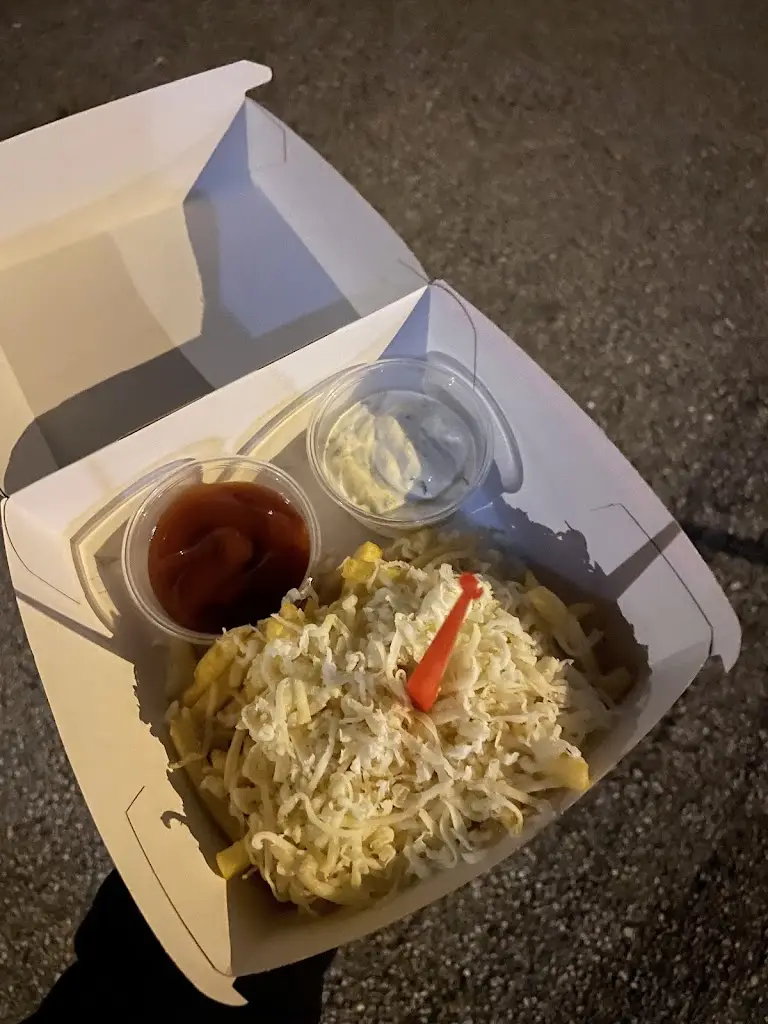 tereza Krpelíkova_Dlouhé vidle_Karviná_review