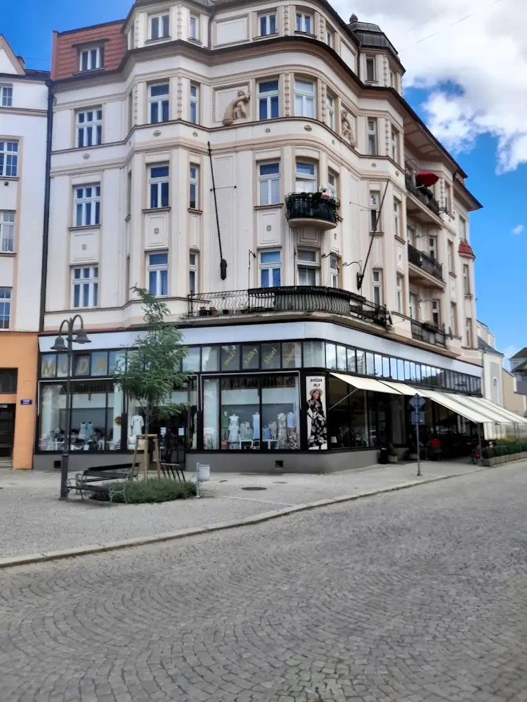 Hermes Cafe Restaurant_Krnov_slider_image_3