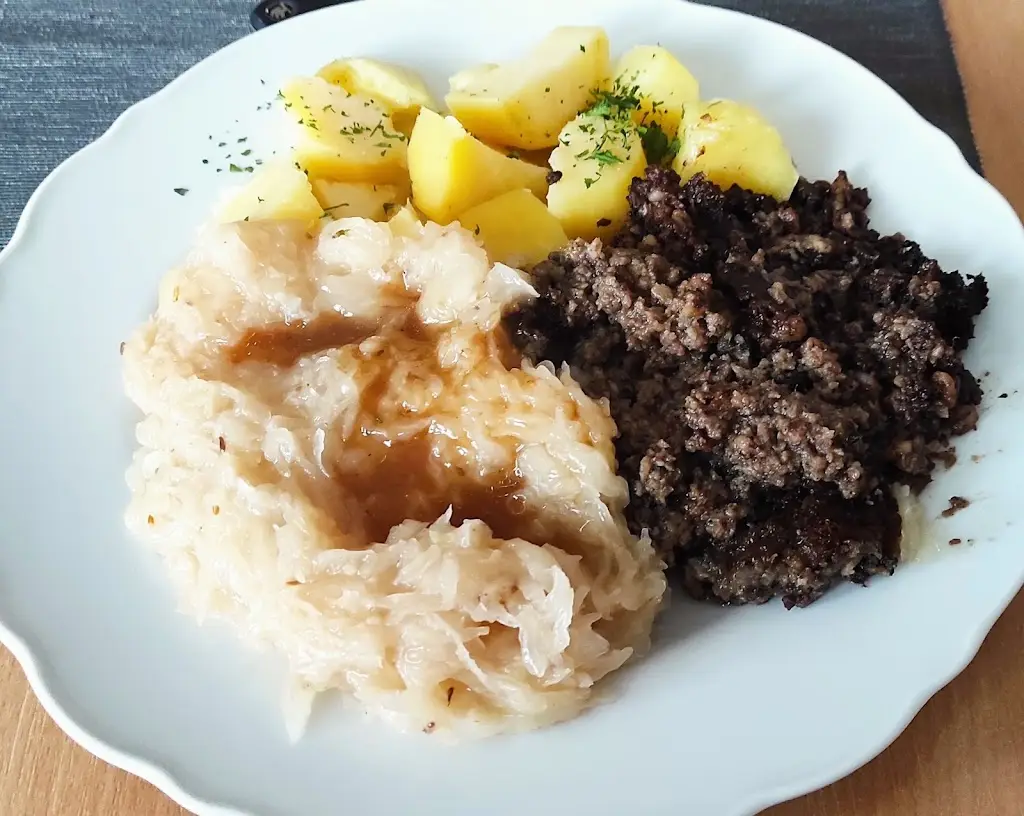 Restaurace U Kvasničků_Krnov_slider_image_2