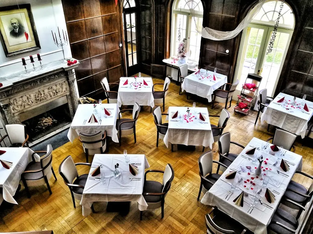 Villa Cafe - restaurace Krnov_Krnov_slider_image_1