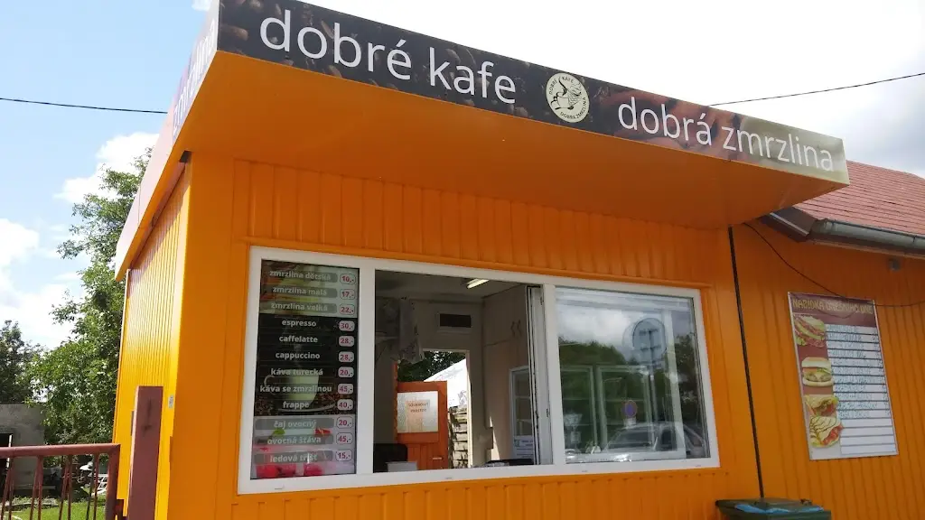 Hladové okno a káva se zákuskem restaurant in Krnov