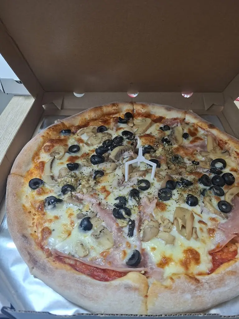 Ivo Jelínek_Pizza z pece Krnov_Krnov_review