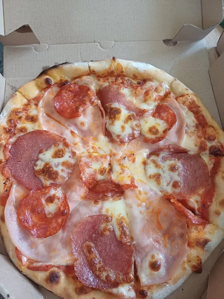 Gyros Pizza - Dej si mě - Krnov_Krnov_slider_image_3