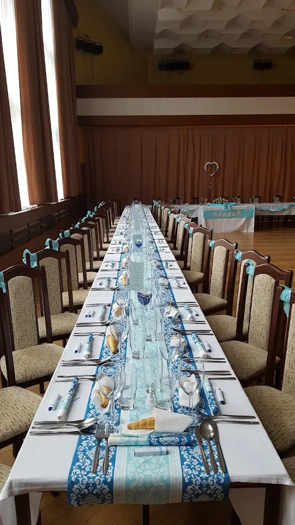 Restaurace Společenský dům restaurant in Mořkov