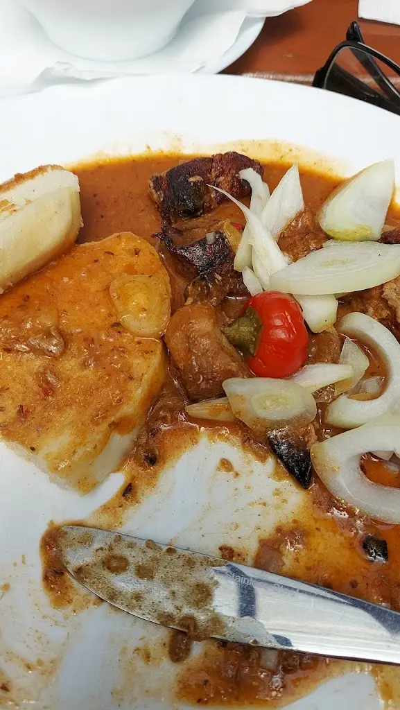 Oldřich Kunc - restaurace Společenský dům_Mořkov_slider_image_2