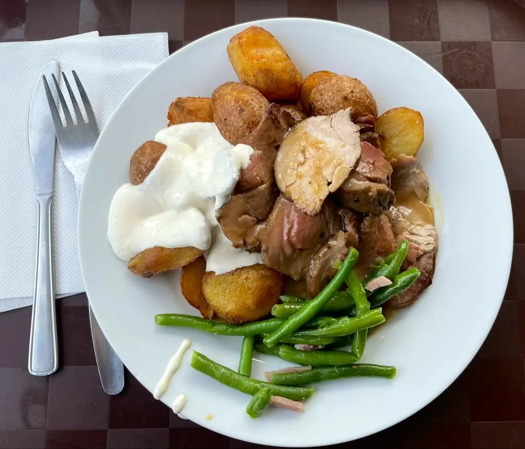 IQ Restaurant Morávka_Morávka_slider_image_2