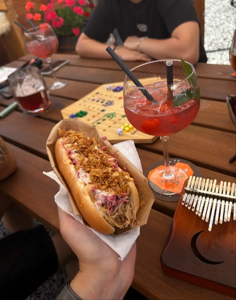 Nela Krzyzankova_Ganc Fajne_Nýdek_review